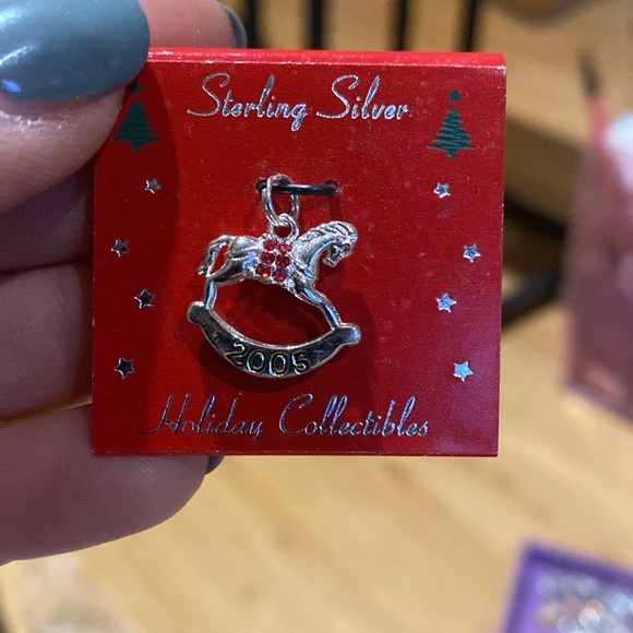 Holiday Charms - Picture 2 of 6